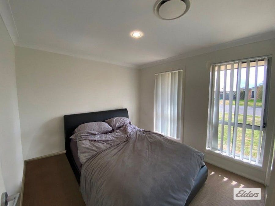 28 Cameron Street, Chinchilla, QLD, 4413 - Image 4