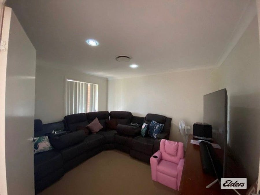 28 Cameron Street, Chinchilla, QLD, 4413 - Image 11
