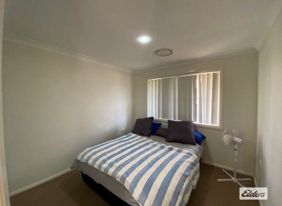 28 Cameron Street, Chinchilla, QLD, 4413 - Image 12
