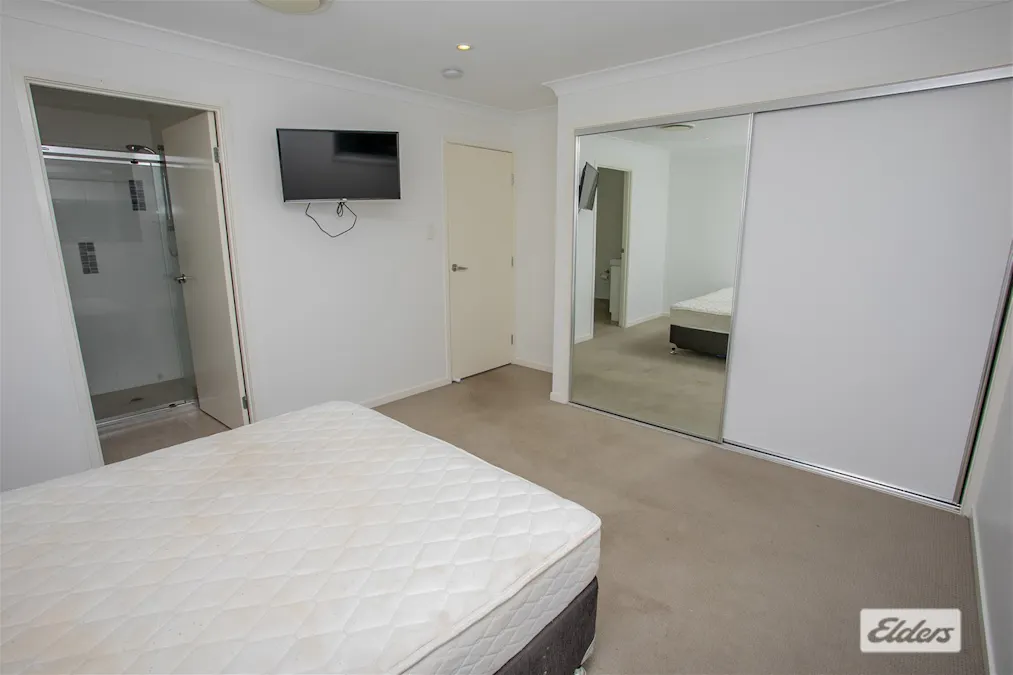 2/15 Barnsley Street, Chinchilla, QLD, 4413 - Image 6