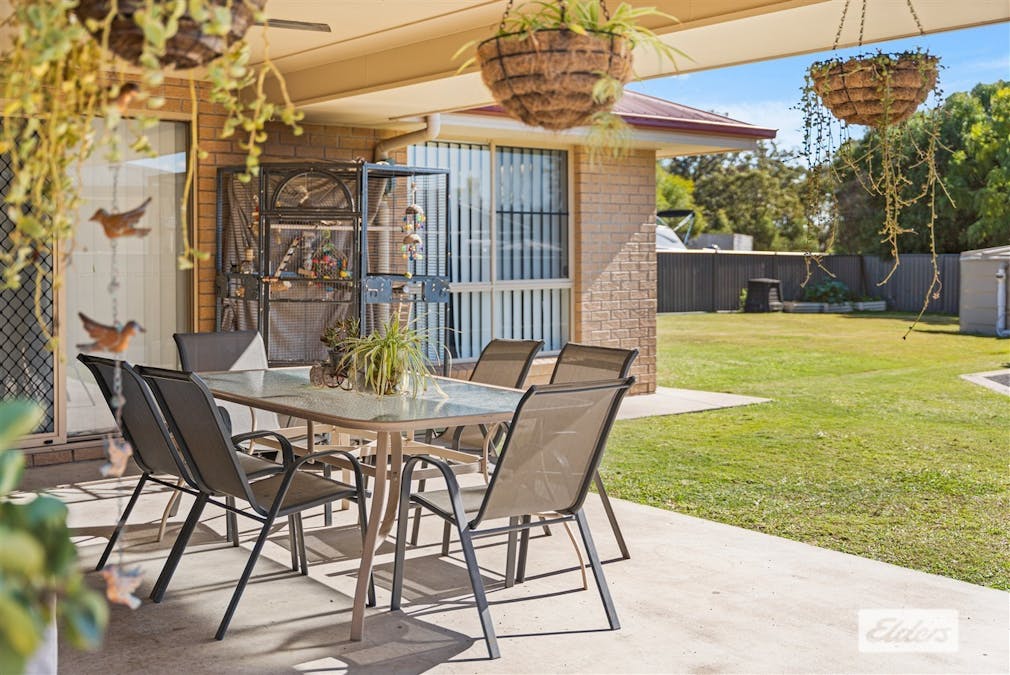 9  Layne Crescent, Chinchilla, QLD, 4413 - Image 2