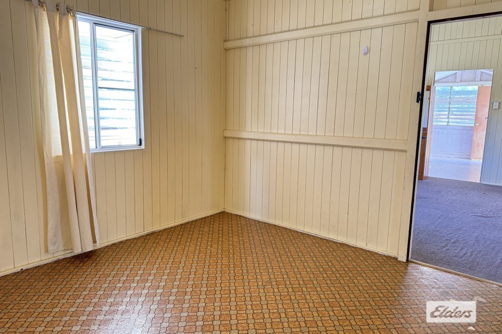 24 Middle Street, Chinchilla, QLD, 4413 - Image 8