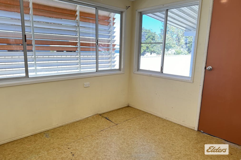 24 Middle Street, Chinchilla, QLD, 4413 - Image 15