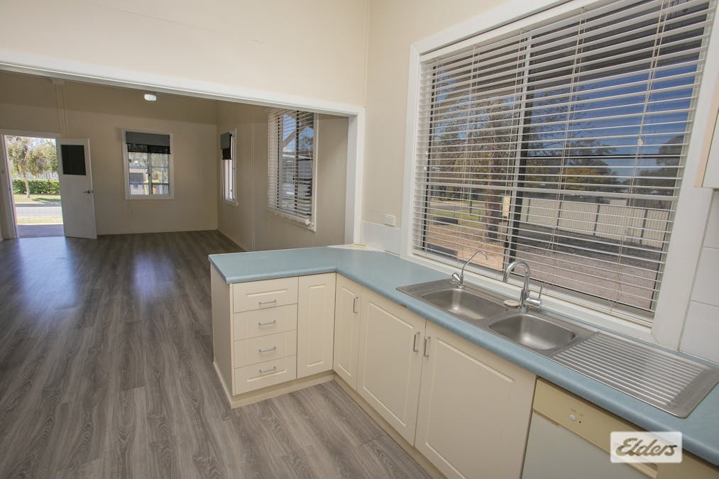 36 Davis Street, Chinchilla, QLD, 4413 - Image 5