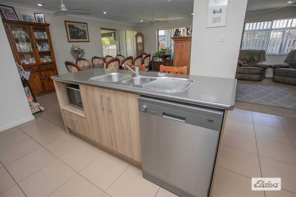 3 Hayes Close, Chinchilla, QLD, 4413 - Image 2