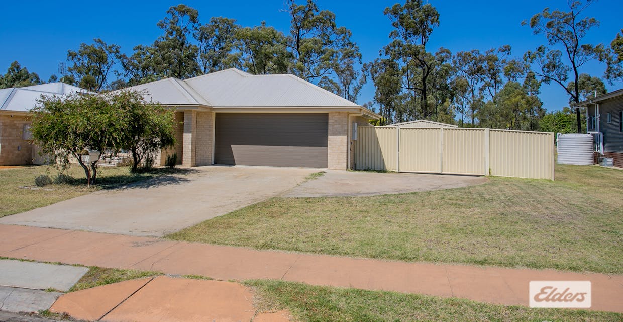 8 Acacia Drive, Miles, QLD, 4415 - Image 2
