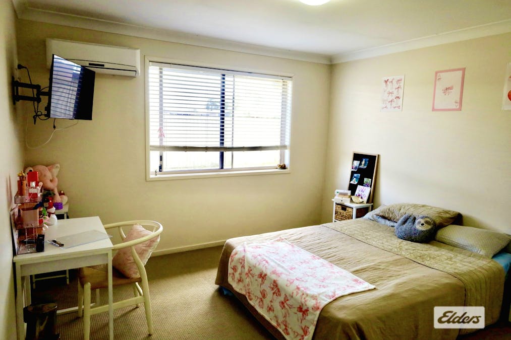 16 Vowles Street, Miles, QLD, 4415 - Image 7