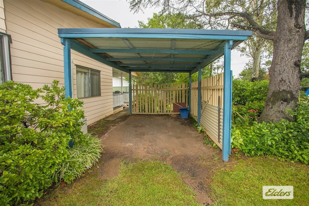 6  Crescent Avenue, Chinchilla, QLD, 4413 - Image 19