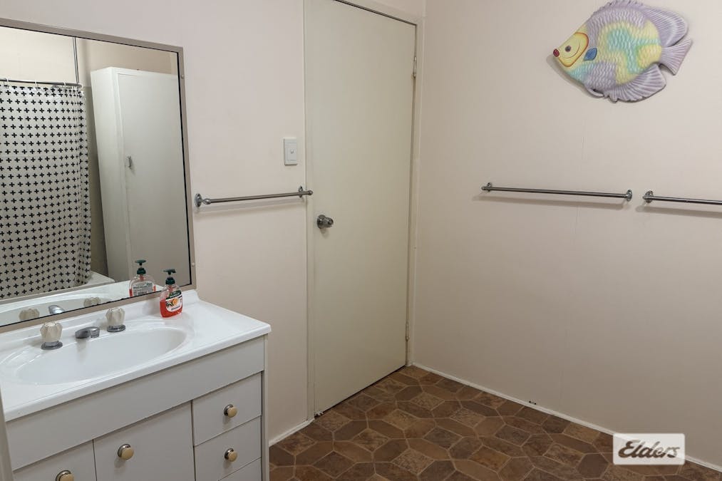 5 Daisy Street, Miles, QLD, 4415 - Image 7