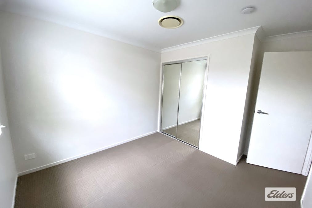 1&2/70  Marian Street, Miles, QLD, 4415 - Image 16