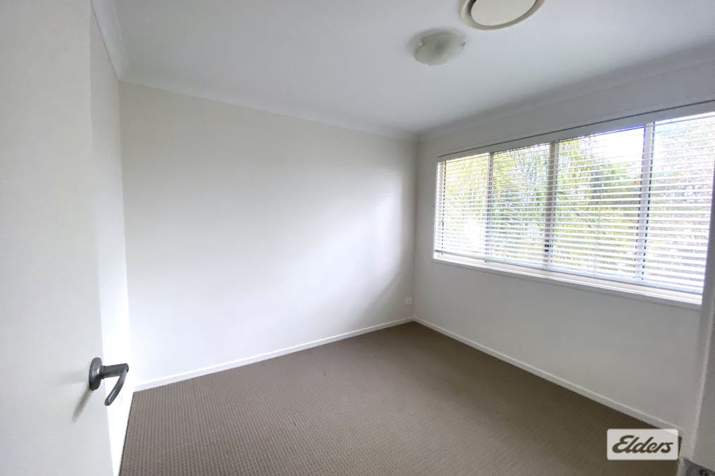 1&2/70  Marian Street, Miles, QLD, 4415 - Image 15