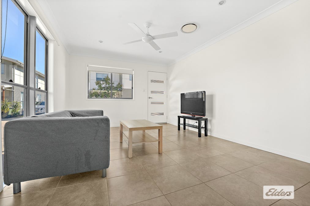 1/29-31 Daisy Street, Miles, QLD, 4415 - Image 4
