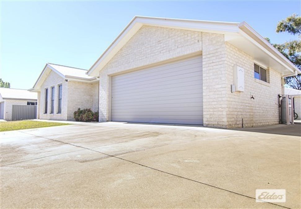 1&2/24 Lee Street, Miles, QLD, 4415 - Image 2