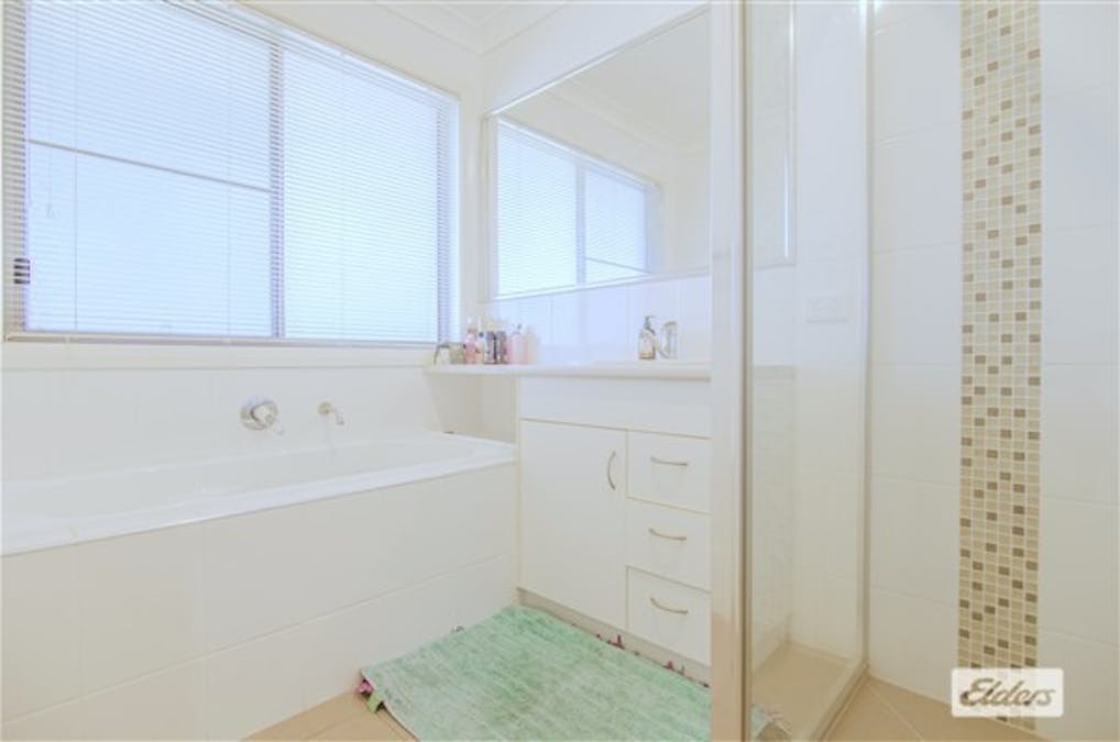 1&2/24 Lee Street, Miles, QLD, 4415 - Image 14