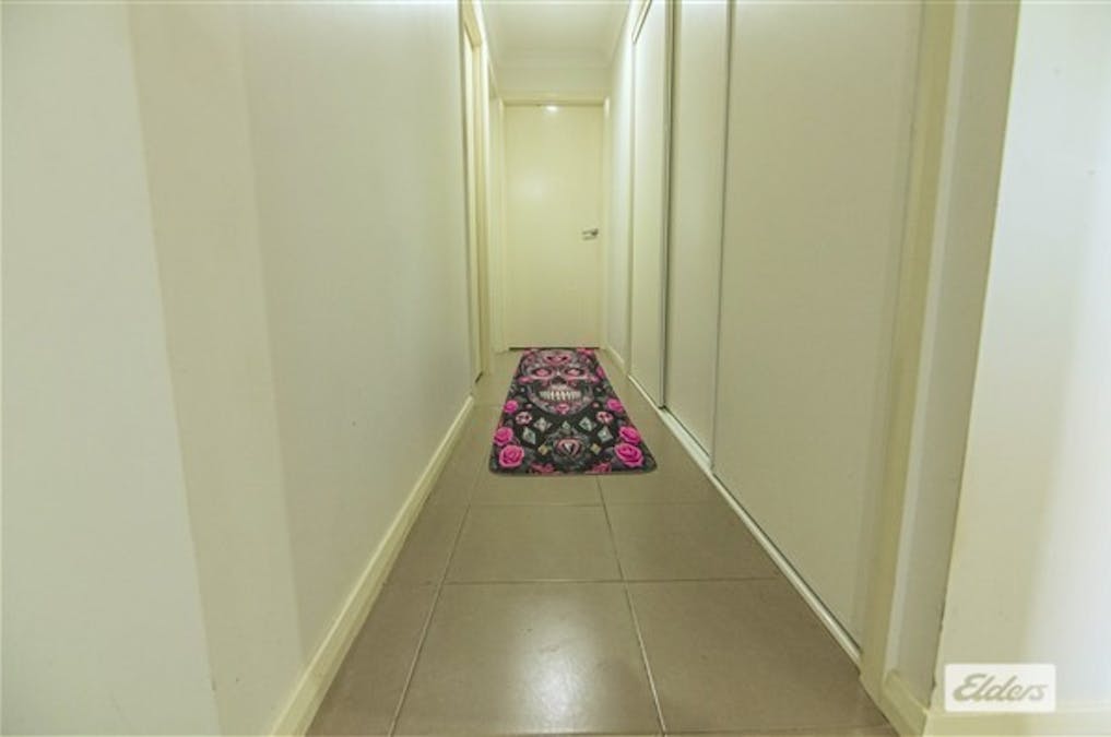 1&2/24 Lee Street, Miles, QLD, 4415 - Image 13