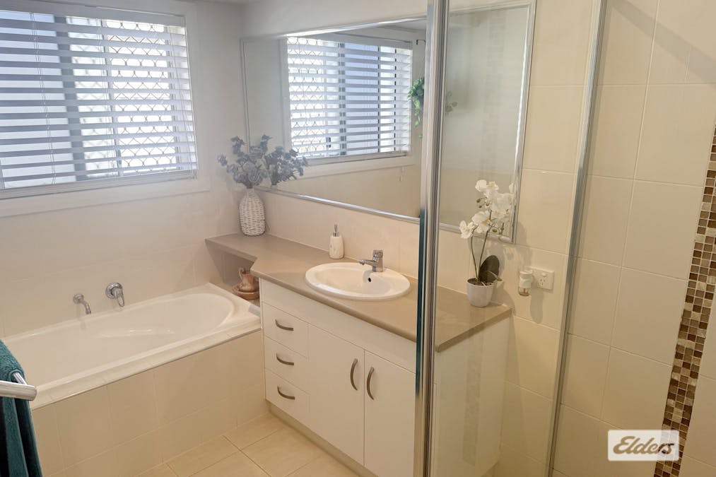 30  Bishop Drive, Miles, QLD, 4415 - Image 11