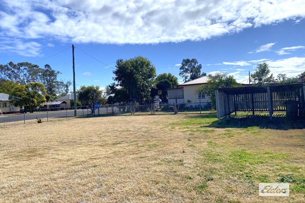 32 Wallen Street, Miles, QLD, 4415 - Image 16