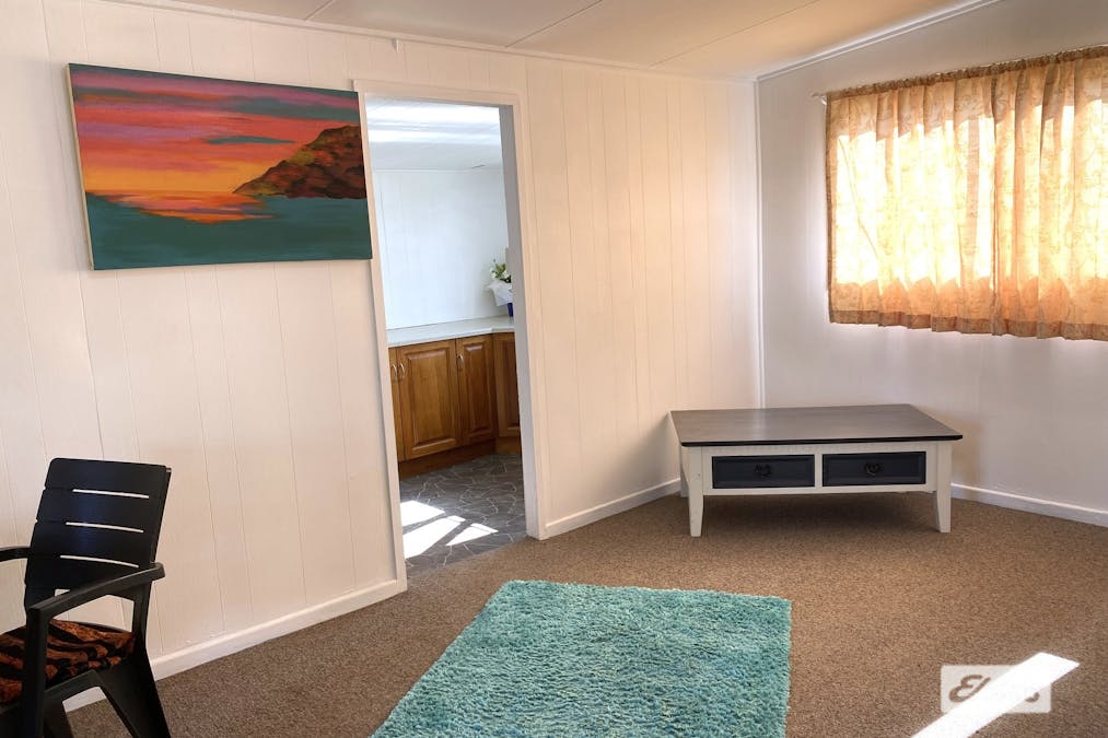 32 Wallen Street, Miles, QLD, 4415 - Image 2