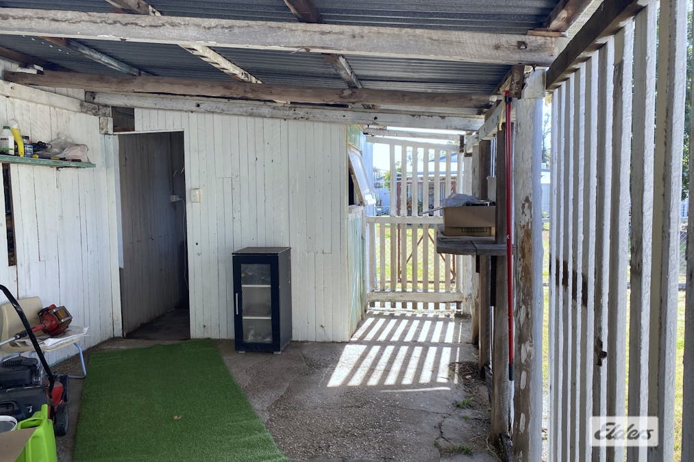 32 Wallen Street, Miles, QLD, 4415 - Image 12