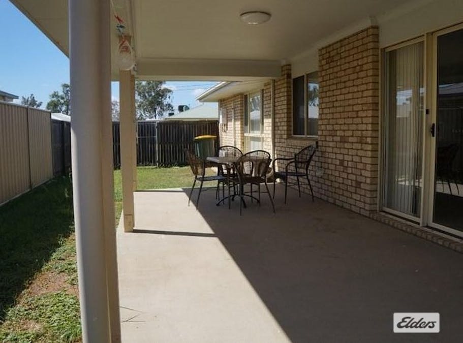 17 Back Avenue, Chinchilla, QLD, 4413 - Image 9