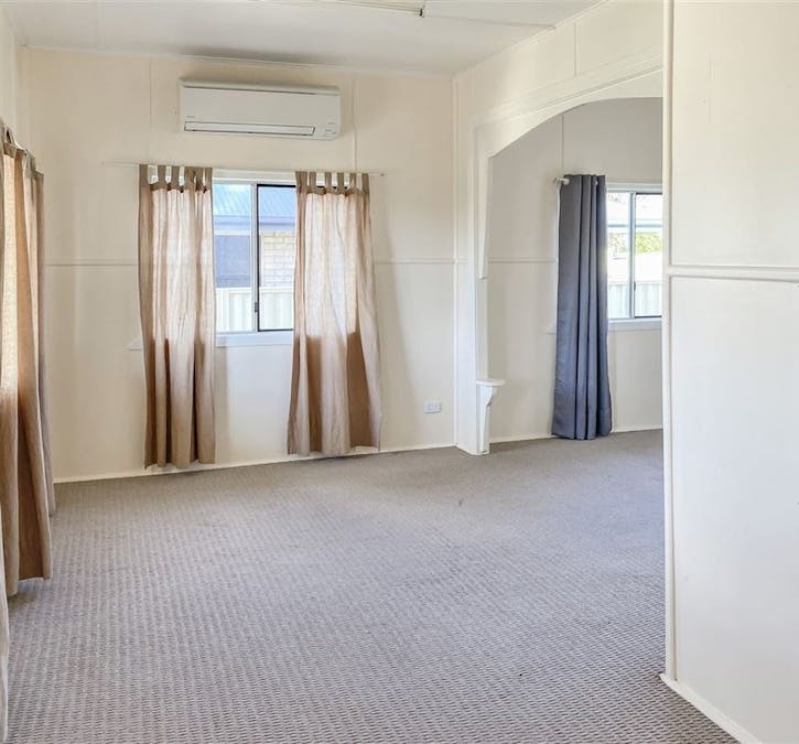 72 Eleanor Street, Miles, QLD, 4415 - Image 2