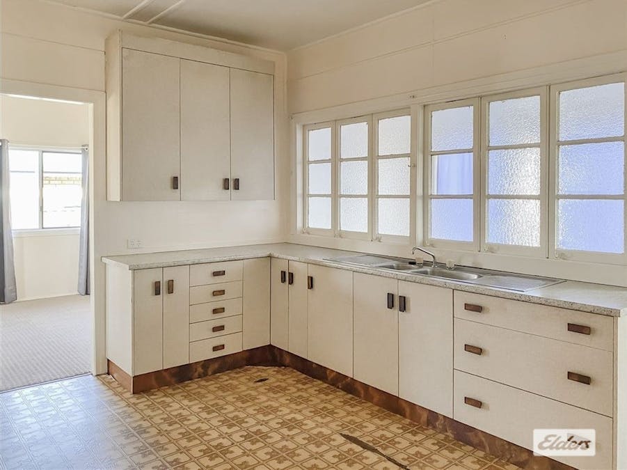 72 Eleanor Street, Miles, QLD, 4415 - Image 4