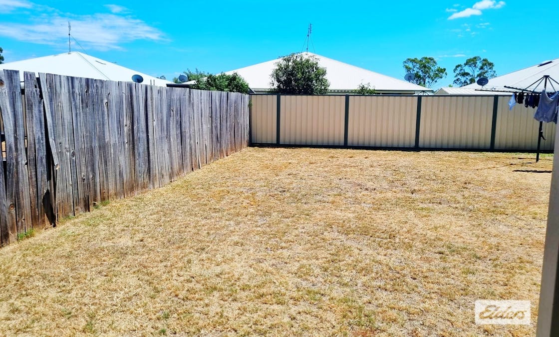 1&2/105 Zeller Street, Chinchilla, QLD, 4413 - Image 12