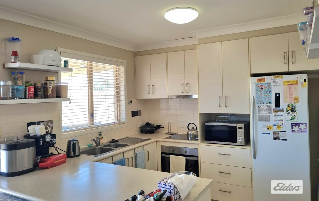 1&2/105 Zeller Street, Chinchilla, QLD, 4413 - Image 9