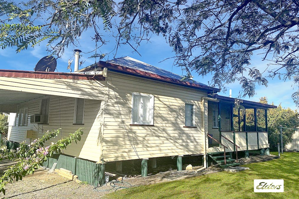 52 North Street, Wandoan, QLD, 4419 - Image 2