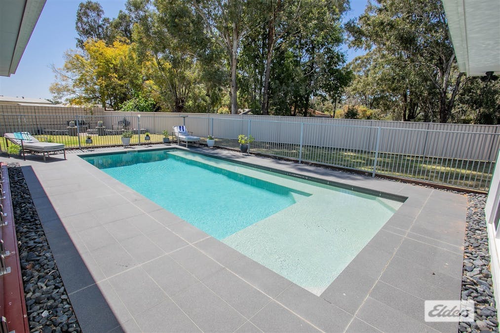 17 Parker Place, Chinchilla, QLD, 4413 - Image 2