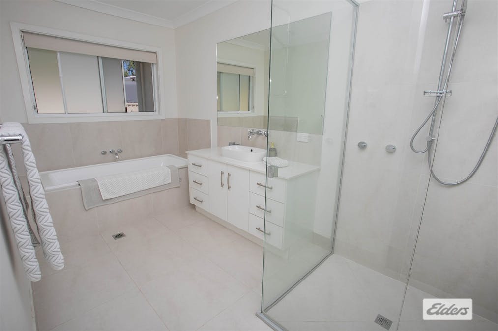 17 Parker Place, Chinchilla, QLD, 4413 - Image 15