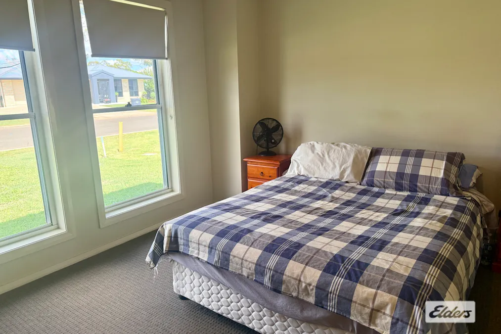 13 Layne Crescent, Chinchilla, QLD, 4413 - Image 3