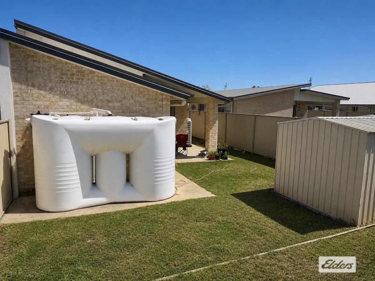 1/21 Ellem Drive — photo 9 of 11