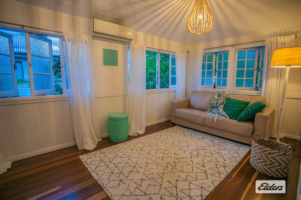 48 Bell Street, Chinchilla, QLD, 4413 - Image 12