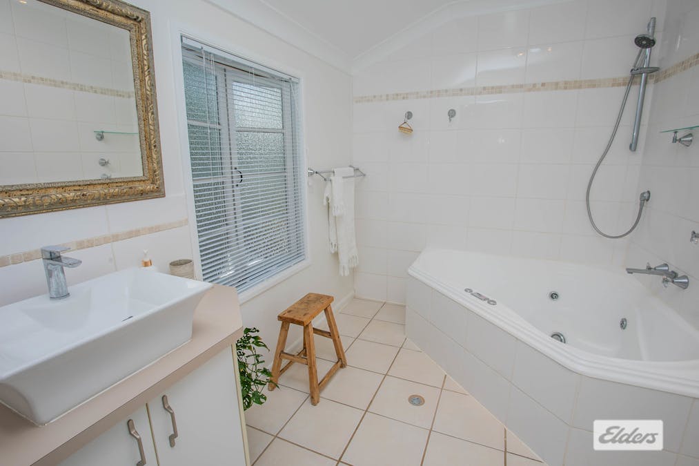 48 Bell Street, Chinchilla, QLD, 4413 - Image 8