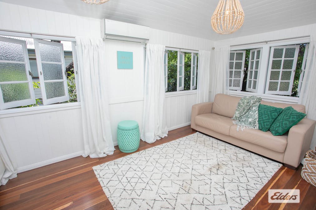 48 Bell Street, Chinchilla, QLD, 4413 - Image 12