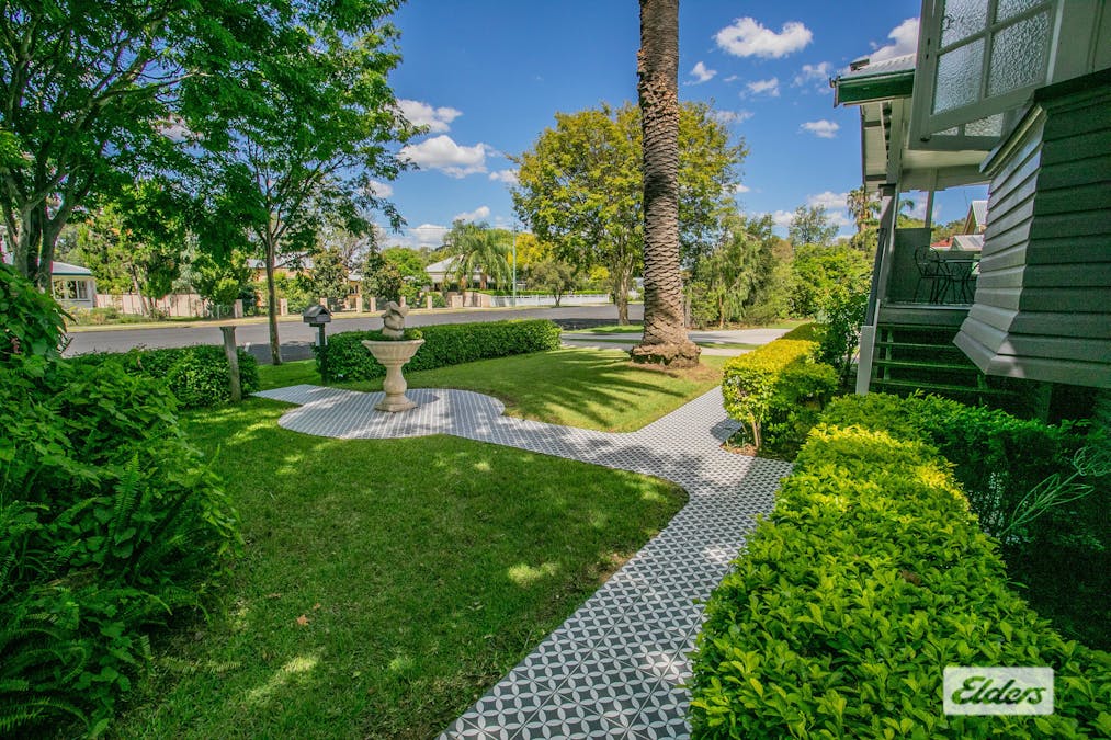 48 Bell Street, Chinchilla, QLD, 4413 - Image 2