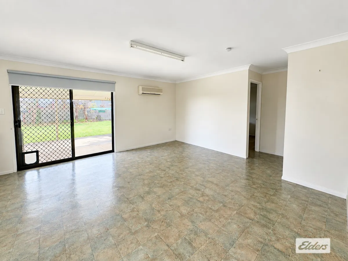 10 Scouller Street — photo 2 of 5