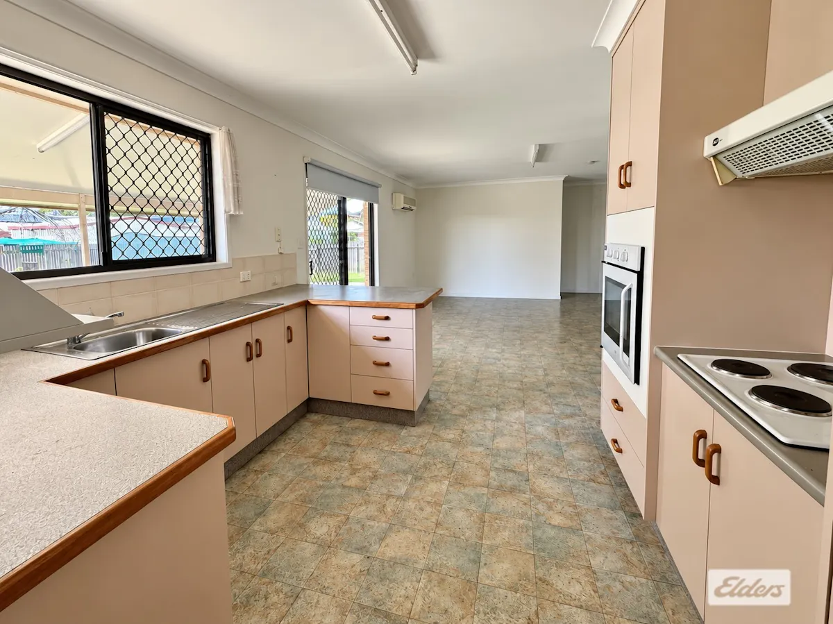 10 Scouller Street — photo 3 of 5