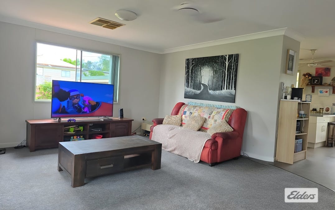 10 Pulford Street, Wandoan, QLD, 4419 - Image 4