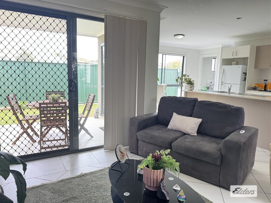 4/6 Holland Street, Chinchilla, QLD, 4413 - Image 3