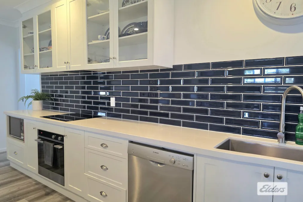 51 Windmill Road, Chinchilla, QLD, 4413 - Image 2