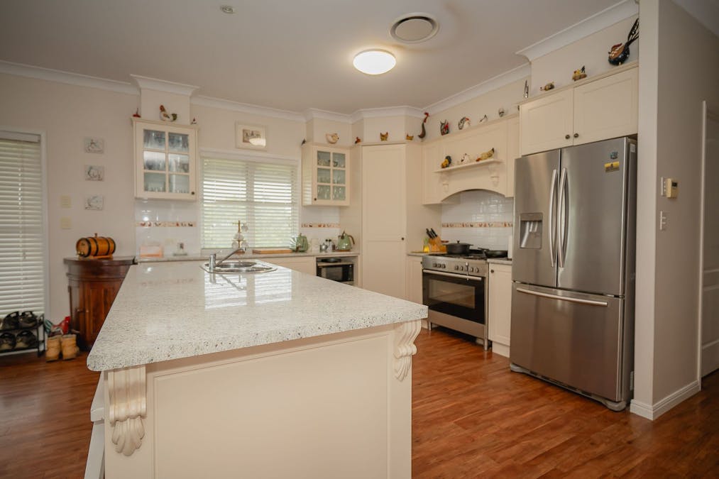 36 Richardsons Lane, Roma, QLD, 4455 - Image 8