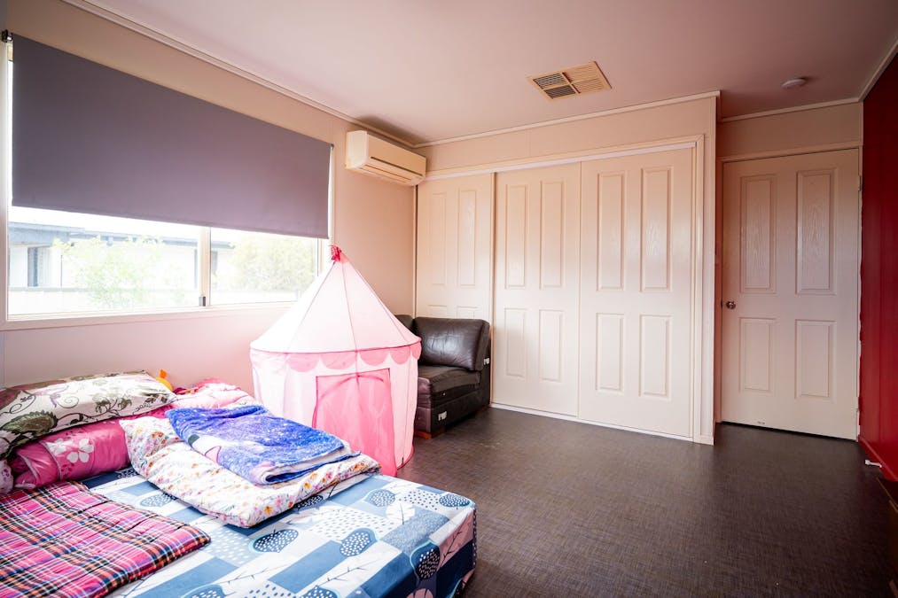 15 Robusta Drive, Roma, QLD, 4455 - Image 9