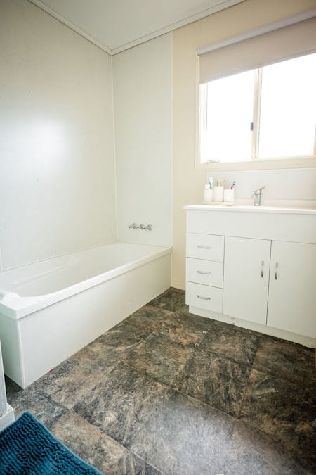 15 Robusta Drive, Roma, QLD, 4455 - Image 8