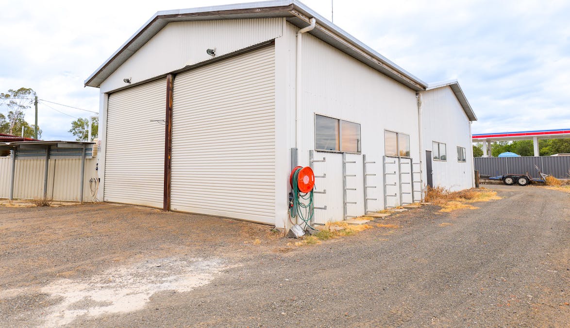 69-71 Chrystal Street, Roma, QLD, 4455 - Image 2