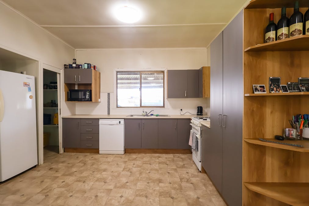 69-71 Chrystal Street, Roma, QLD, 4455 - Image 20
