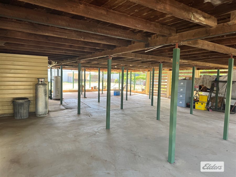 33 Condamine Street, Chinchilla, QLD, 4413 - Image 17