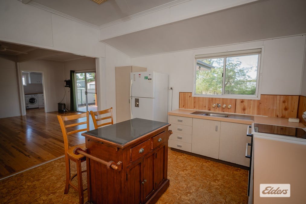 14 Crawford Street, Roma, QLD, 4455 - Image 6