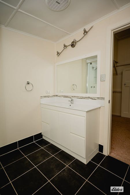 53-55 Northern Road, Roma, QLD, 4455 - Image 8